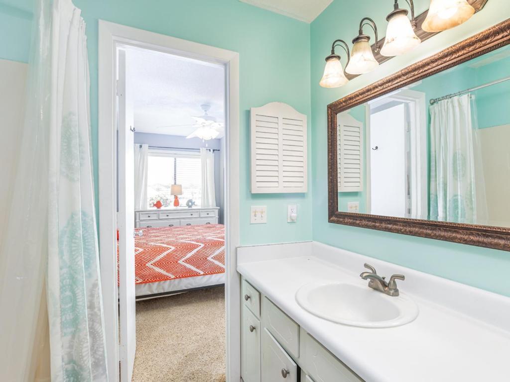Tybee Lights 110c Apartment