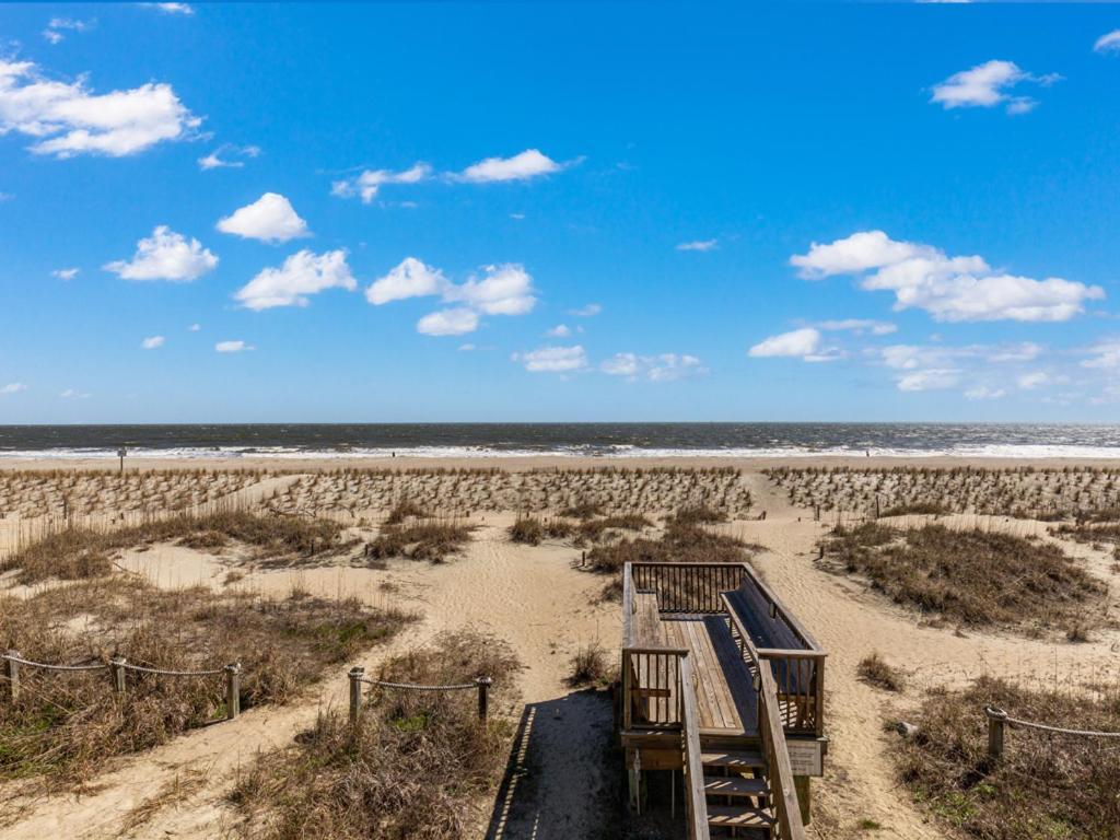 Apartment Tybee Lights 110c